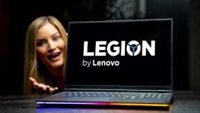 This Screen is INCREDIBLE - Lenovo Legion 7