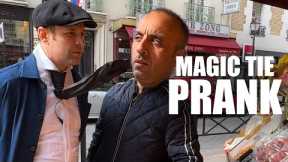Pranking people with a Magic Tie? ?- Julien Magic