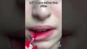 Lipsticks show 2022