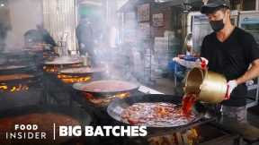 How 1,700 Pounds Of Dakbokkeumtang (닭볶음탕) Is Cooked Every Weekend In South Korea | Big Batches