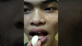 Bite the garlic bulb#shorts