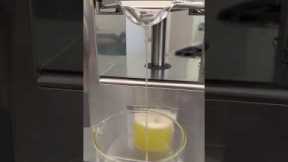 Fresh Pressed PINEAPPLE 🍍 #short #food #satisfying #press #kitchen #juice