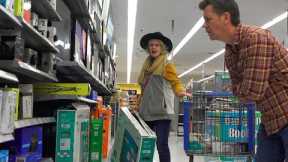ANGRY LADY POOTER PRANK - Farting at Walmart