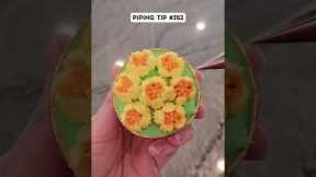 These Decorating Tips Are Incredible 🧁 #shorts #food #baking #bakery #test #edible #cupcake #cake