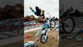 Guys Pulls off Awe-Inspiring Stunts on Dirtbikes |People Are Awesome