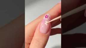 Flower nails 💅#nails #nailart #naildesign