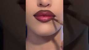 Overline lips 😨 #lipstick #lipliner